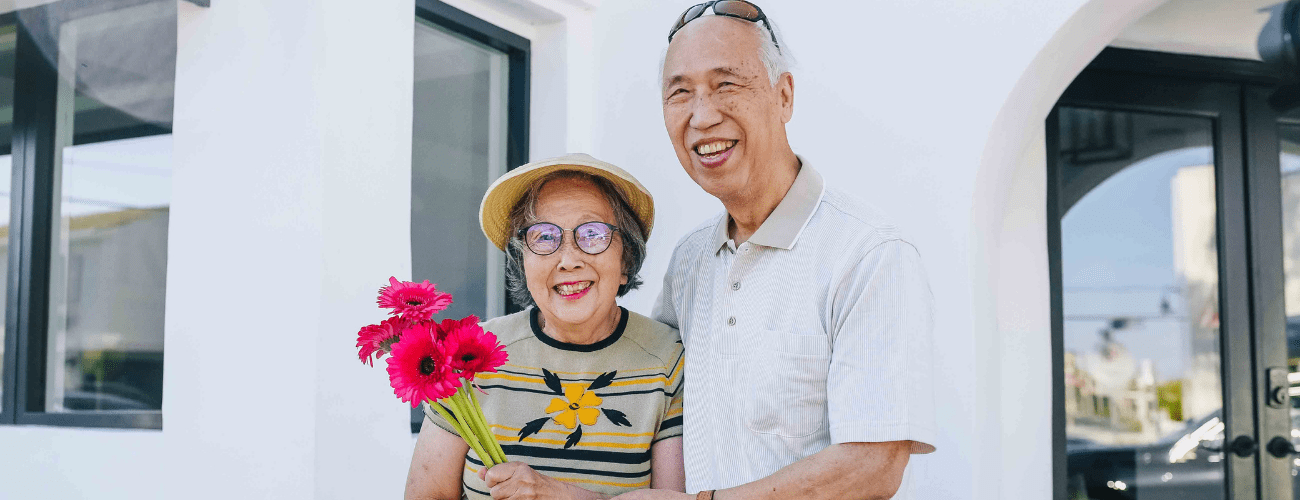 6 Online Dating Tips for Seniors