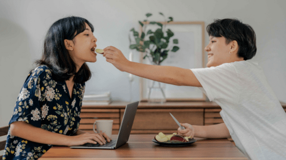 online couple on a date